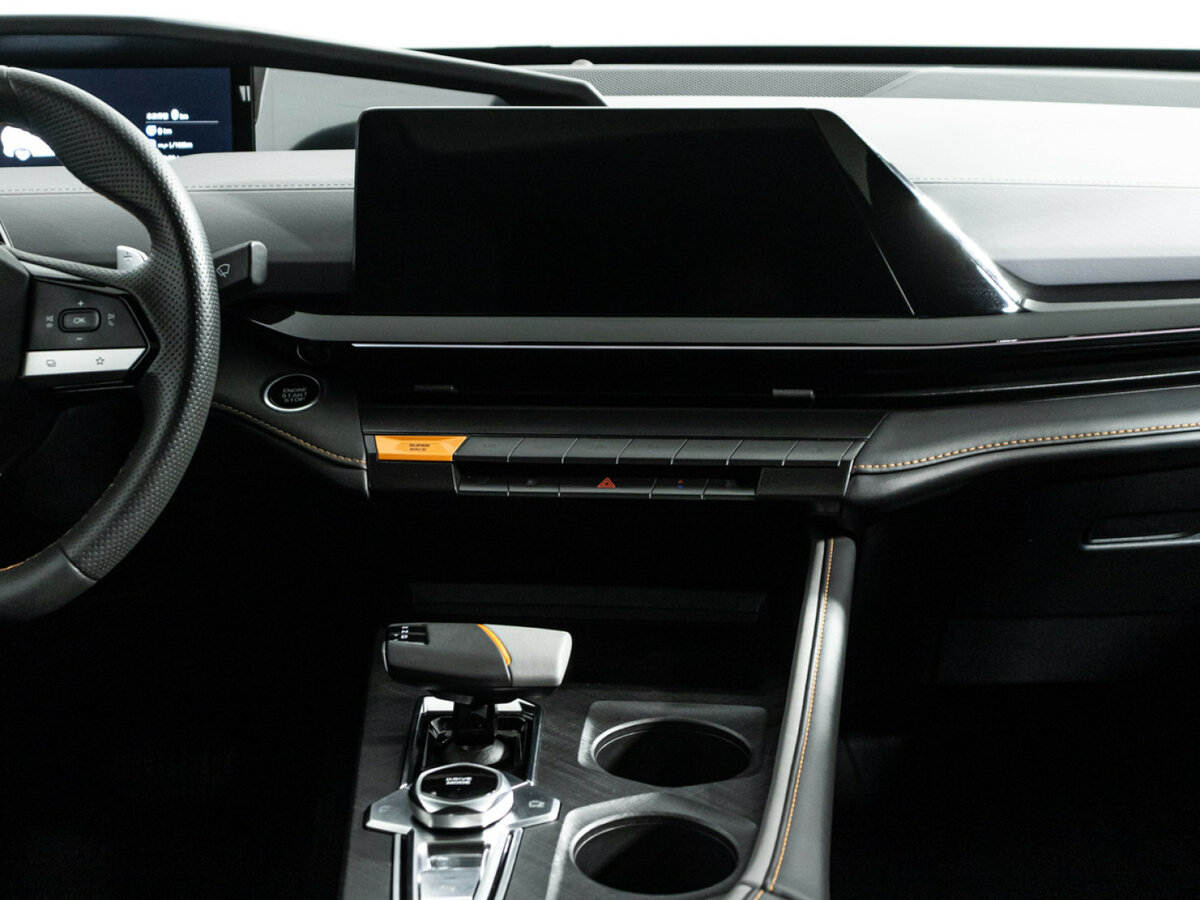 Changan UNI-V 2023 года с пробегом. Фото: #13