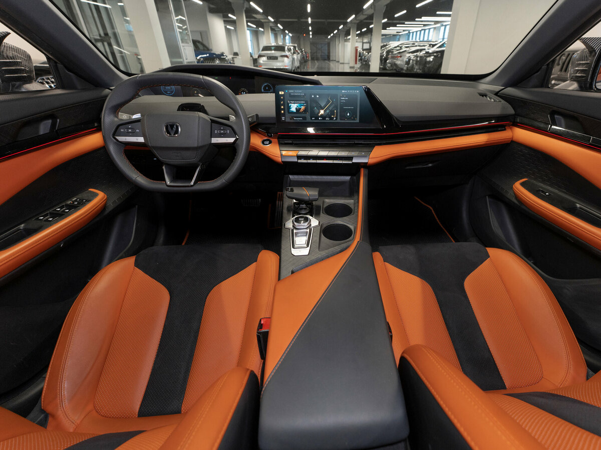 Changan UNI-V 2023 года с пробегом. Фото: #7