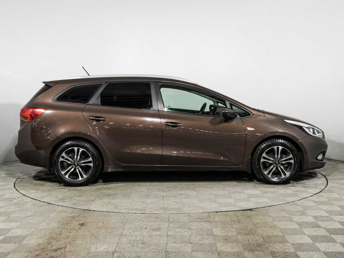 Kia Ceed 2013 года с пробегом. Фото: #3