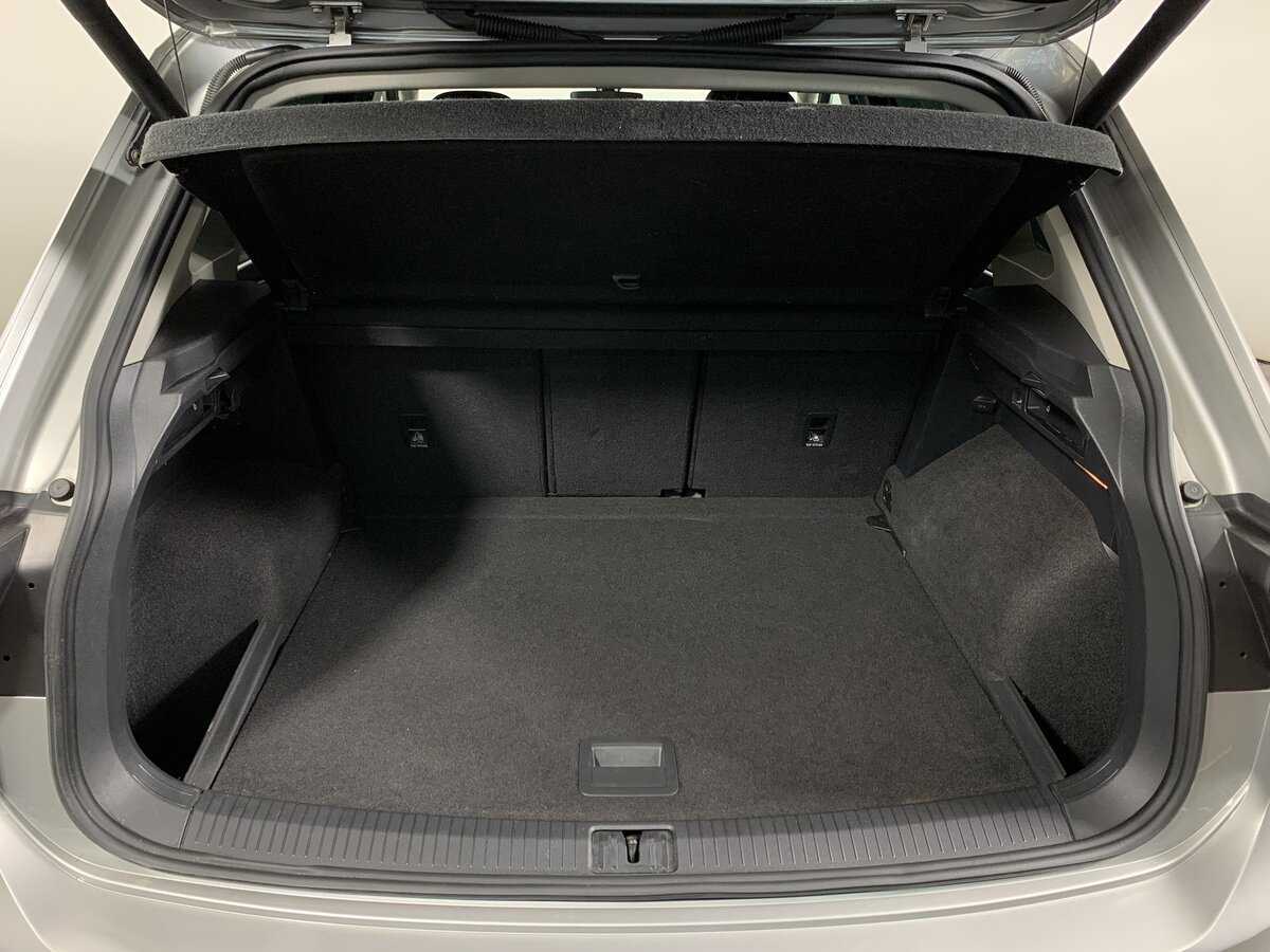 Volkswagen Tiguan 2018 года с пробегом. Фото: #18