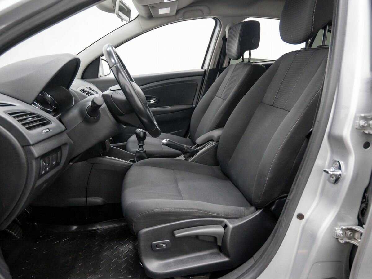 Renault Fluence 2013 года с пробегом. Фото: #13