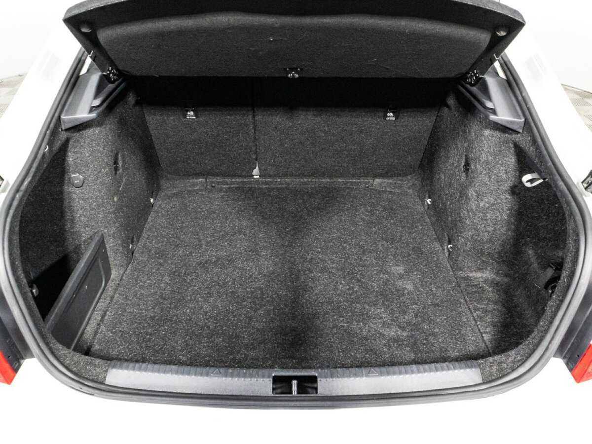 Skoda Octavia 2019 года с пробегом. Фото: #17