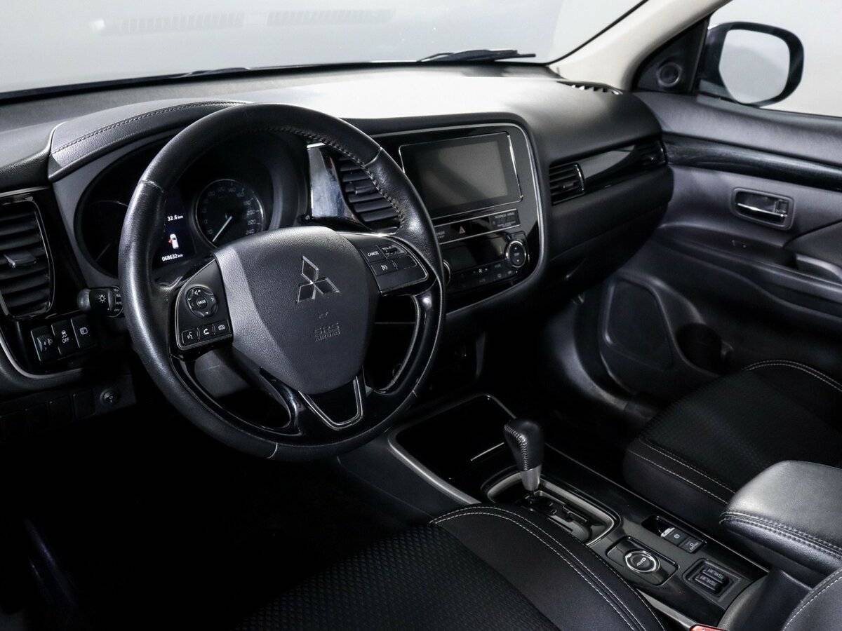 Mitsubishi Outlander 2019 года с пробегом. Фото: #13