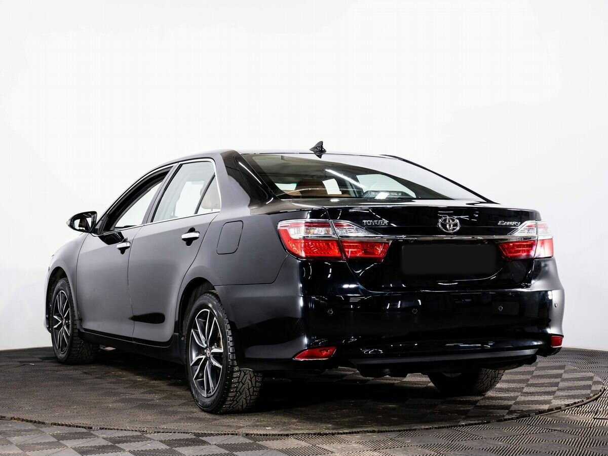 Toyota Camry 2017 года с пробегом. Фото: #3