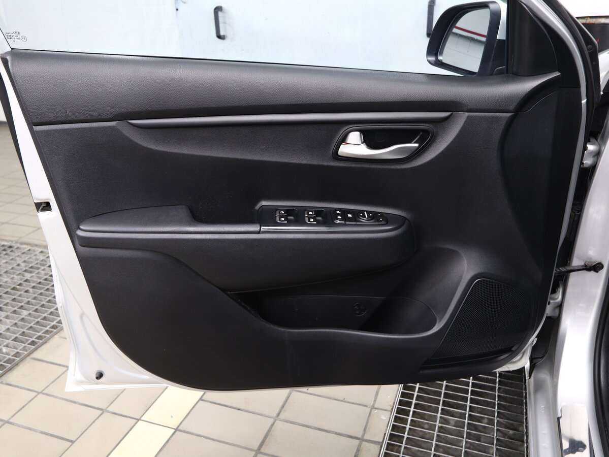 Kia Rio 2019 года с пробегом. Фото: #7