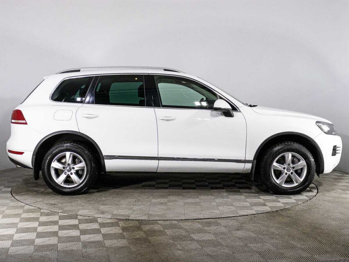 Volkswagen Touareg 2013 года с пробегом. Фото: #3