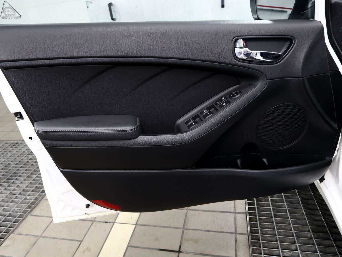 Kia Cerato 2018 года с пробегом. Фото: #12