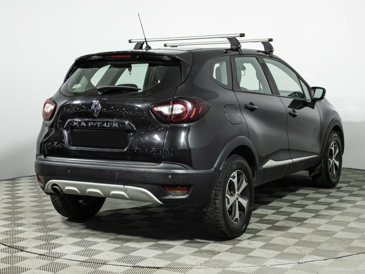 Renault Kaptur 2018 года с пробегом. Фото: #4