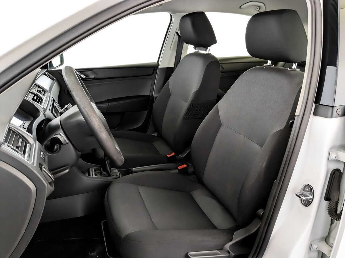 Skoda Rapid 2017 года с пробегом. Фото: #19