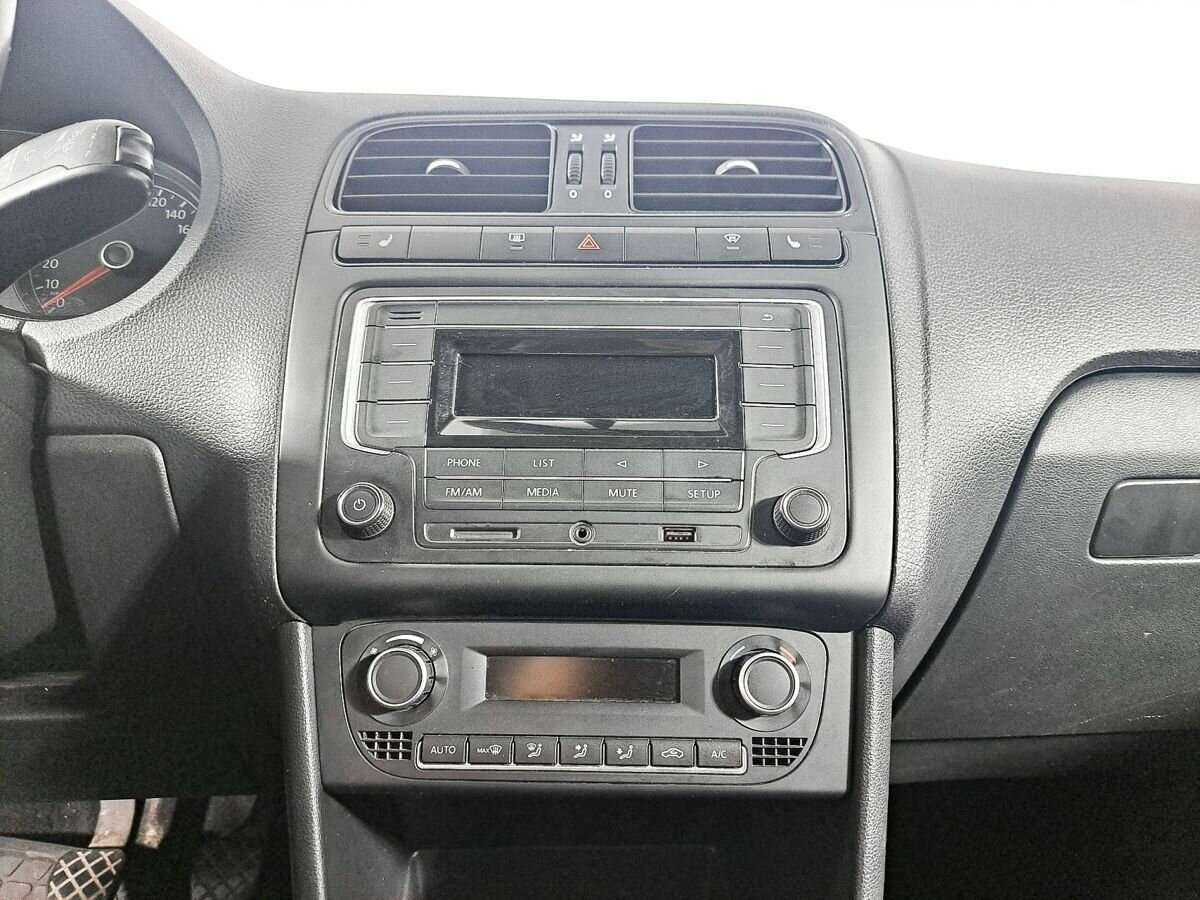 Volkswagen Polo 2016 года с пробегом. Фото: #12