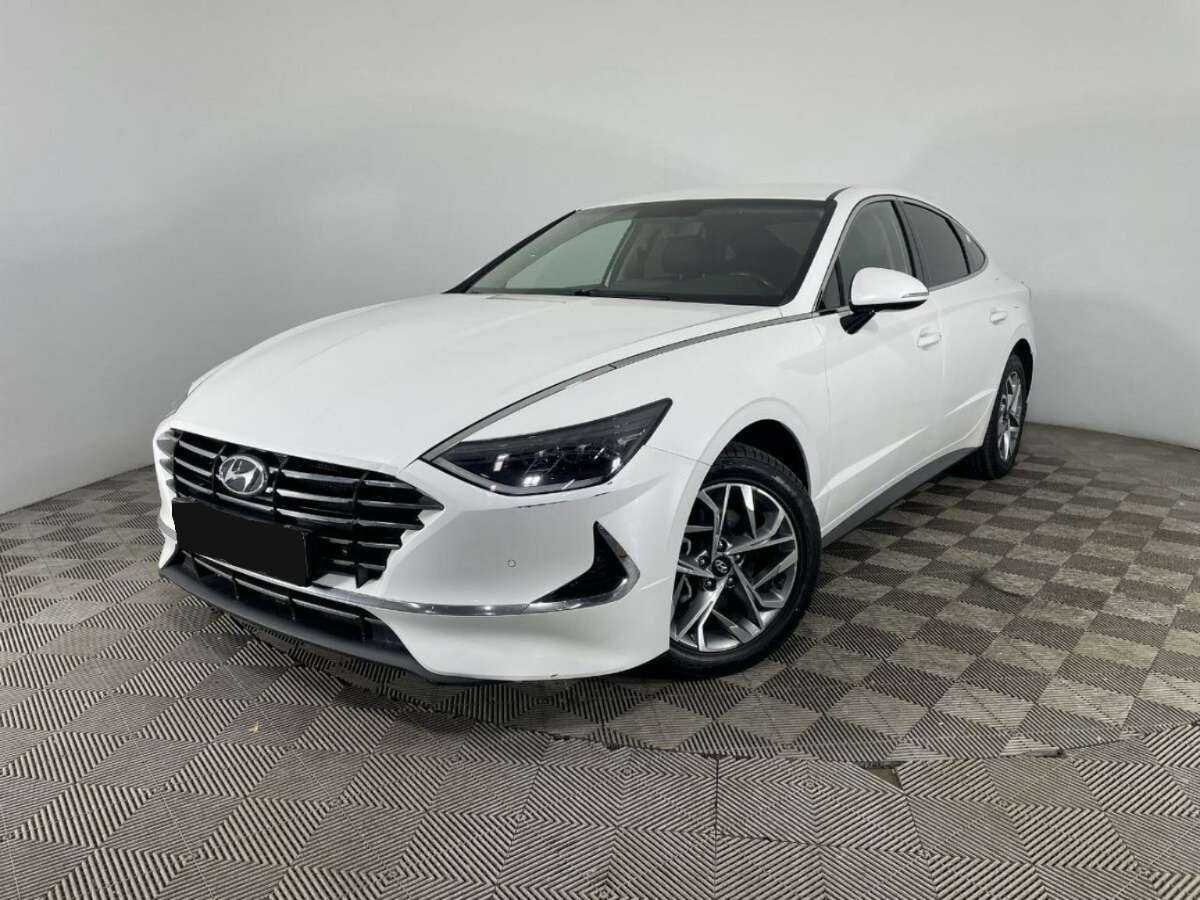 Hyundai Sonata 2019 года с пробегом. Посмотреть фото