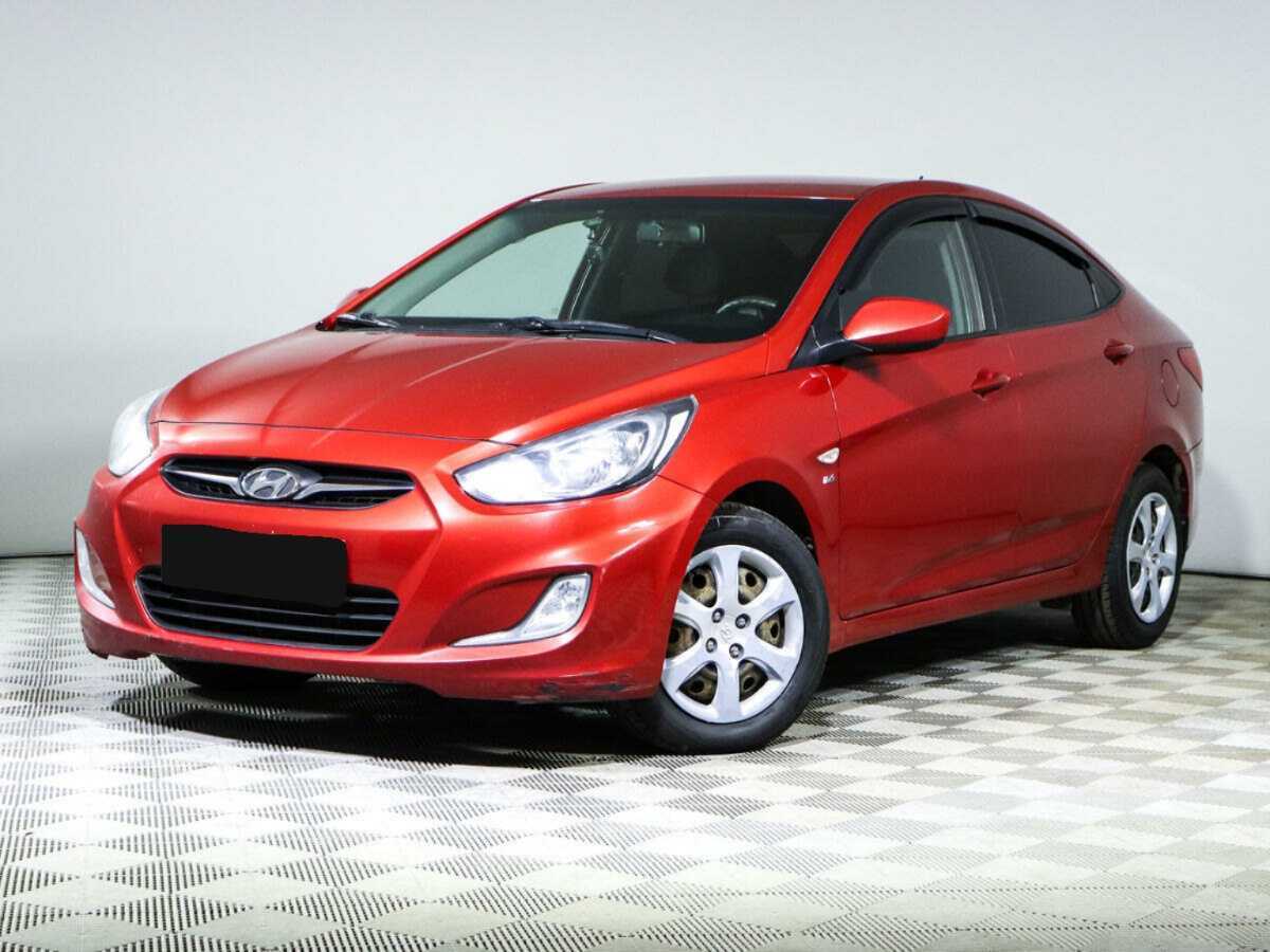 Hyundai Solaris 2013 года с пробегом. Посмотреть фото