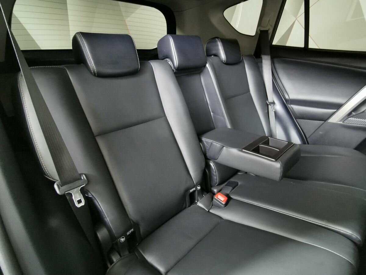 Toyota RAV4 2014 года с пробегом. Фото: #12