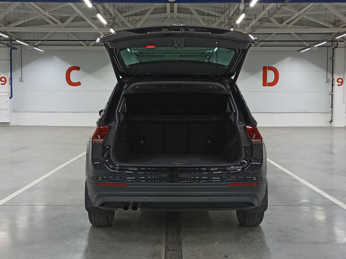 Volkswagen Tiguan 2018 года с пробегом. Фото: #9