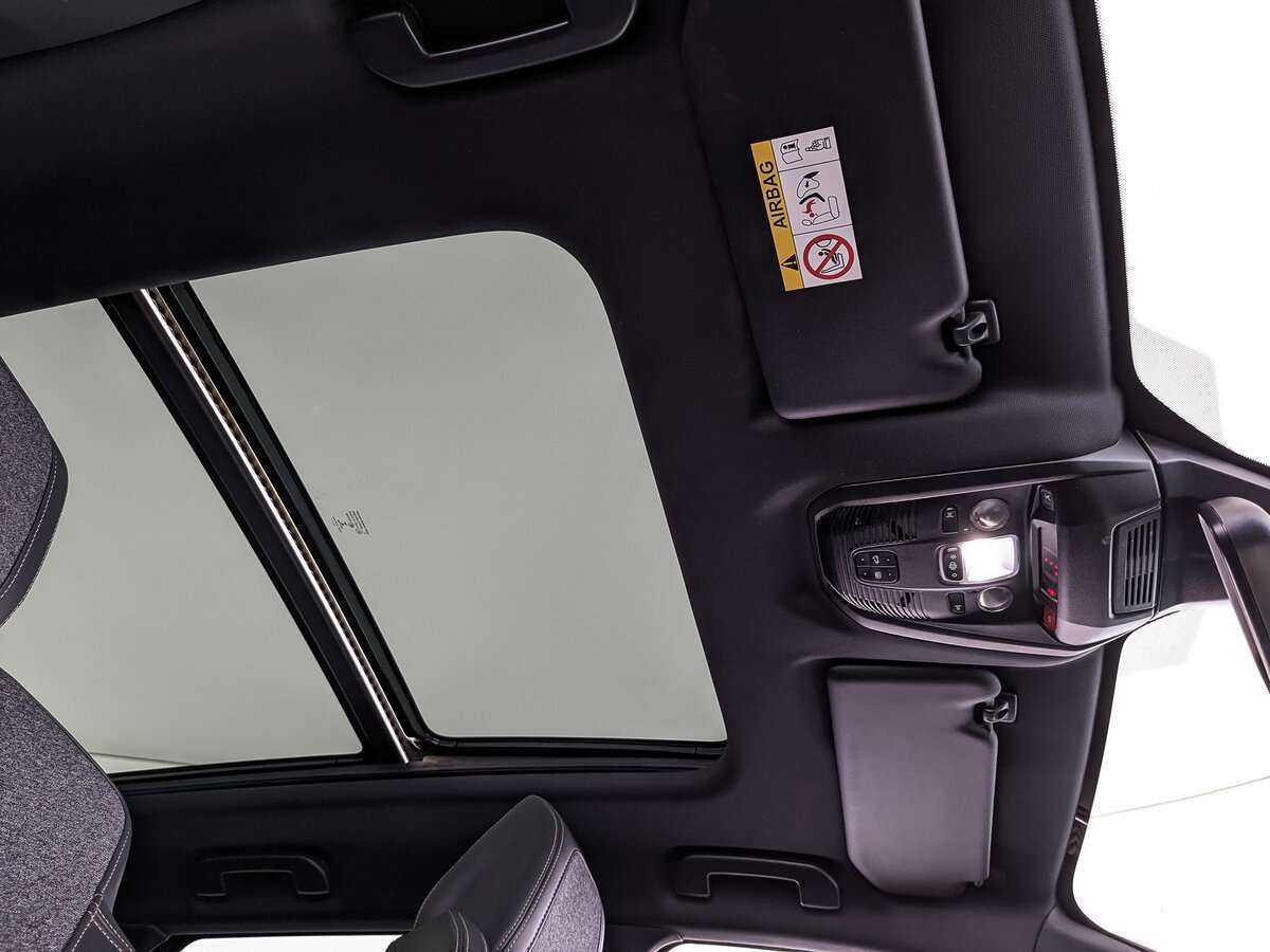 Peugeot 3008 2018 года с пробегом. Фото: #16