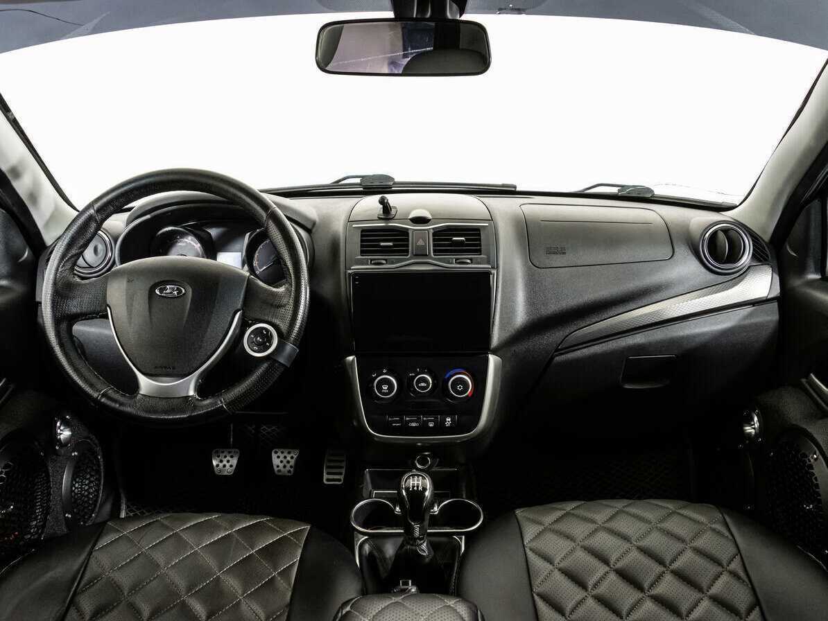 Lada (ВАЗ) Granta 2018 года с пробегом. Фото: #10