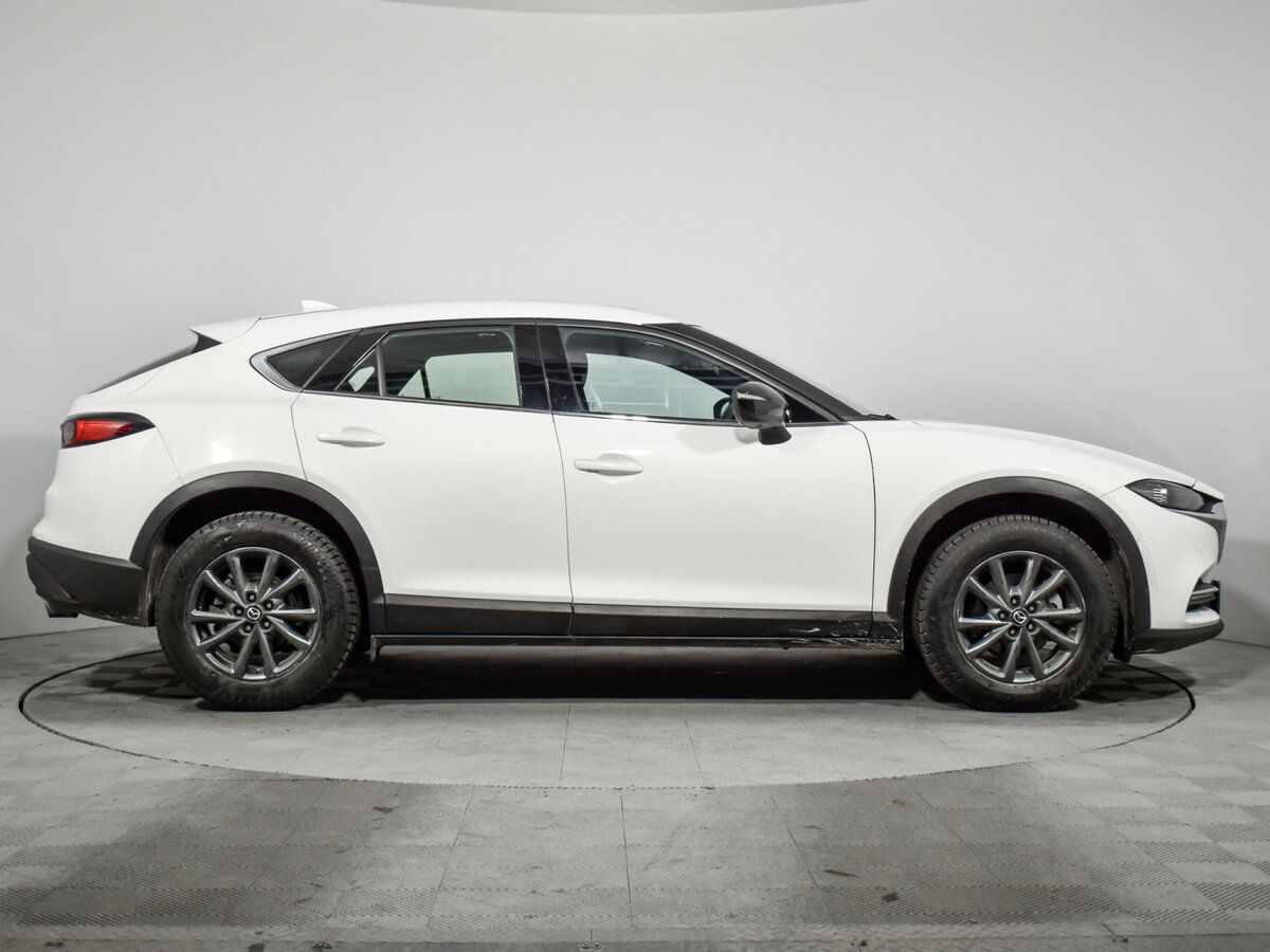 Mazda CX-4 2022 года с пробегом. Фото: #3