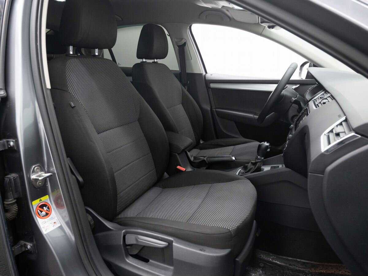 Skoda Octavia 2013 года с пробегом. Фото: #13