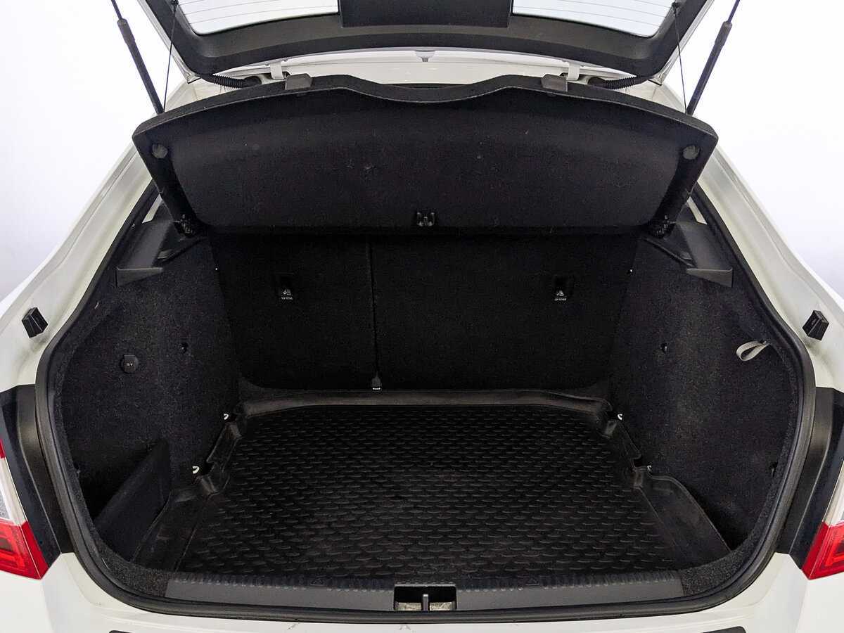 Skoda Octavia 2018 года с пробегом. Фото: #9