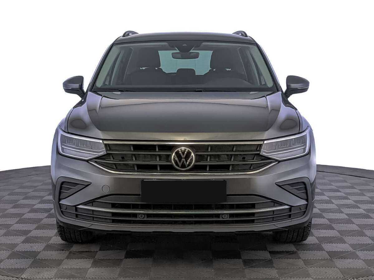 Volkswagen Tiguan 2021 года с пробегом. Фото: #1