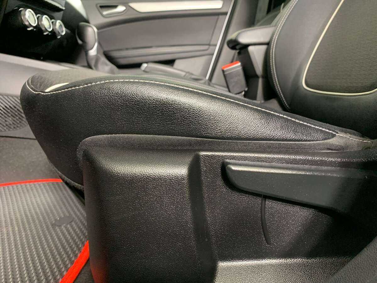 Renault Arkana 2021 года с пробегом. Фото: #13