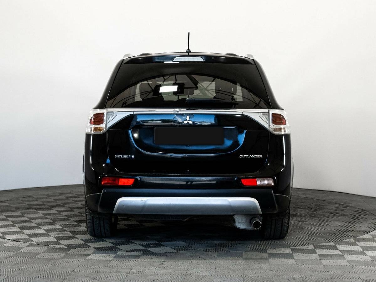 Mitsubishi Outlander 2014 года с пробегом. Фото: #4