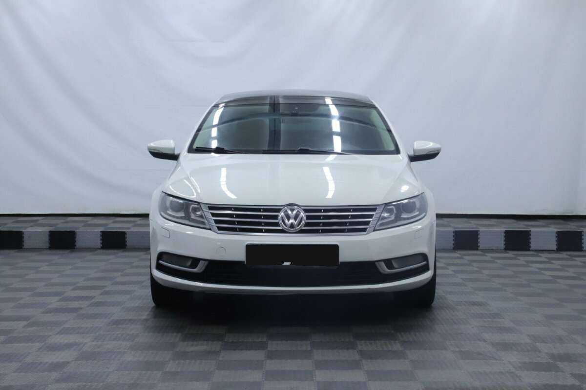 Volkswagen Passat CC 2013 года с пробегом. Фото: #4