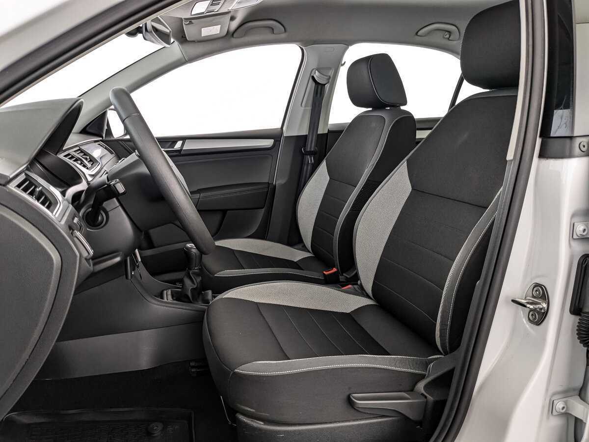 Skoda Rapid 2019 года с пробегом. Фото: #14