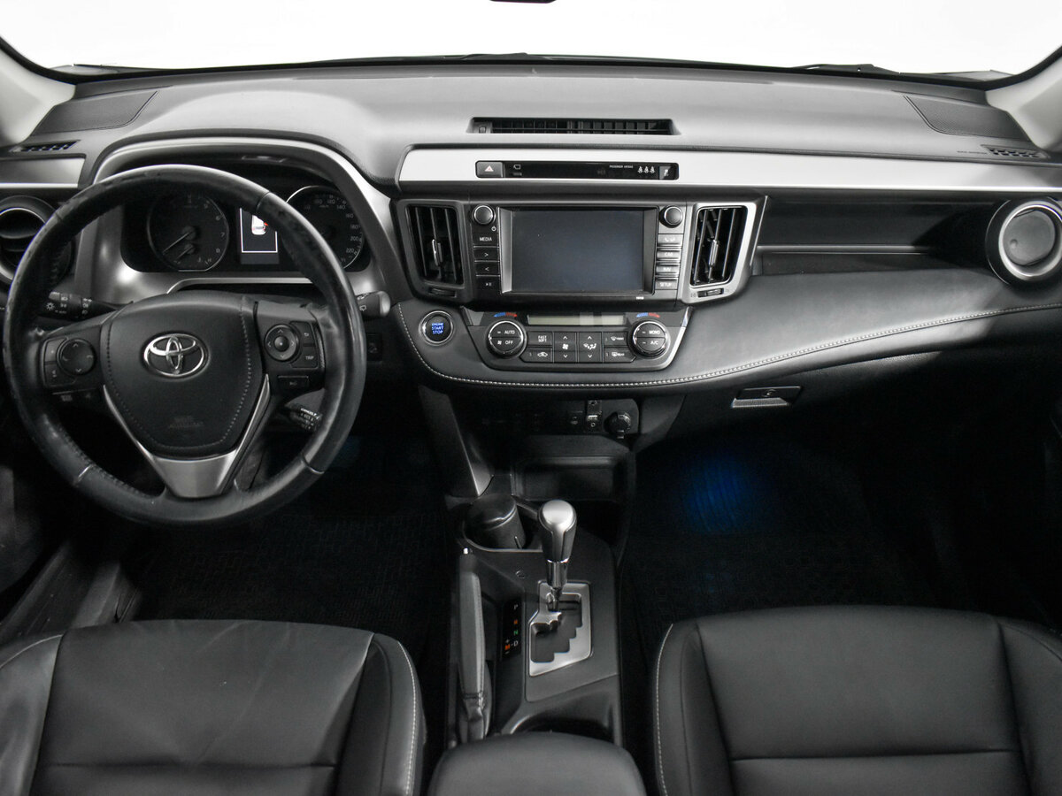 Toyota RAV4 2017 года с пробегом. Фото: #12