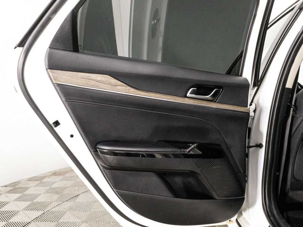 Kia K5 2021 года с пробегом. Фото: #24