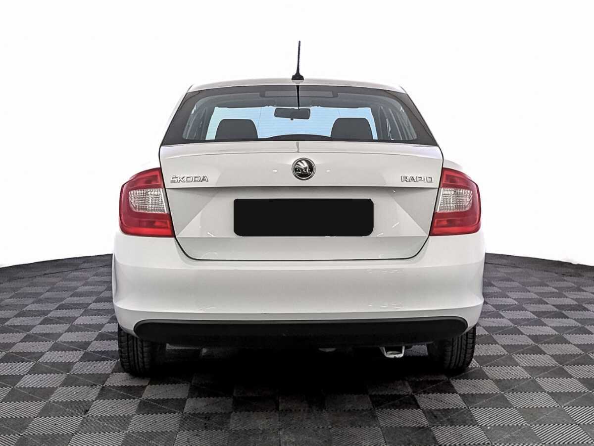 Skoda Rapid 2017 года с пробегом. Фото: #5
