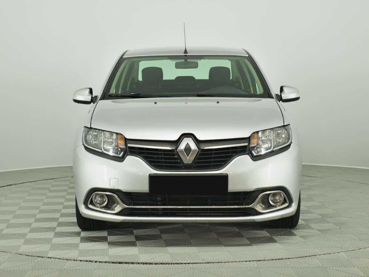 Renault Logan 2015 года с пробегом. Фото: #1