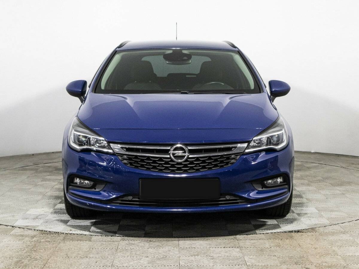 Opel Astra 2019 года с пробегом. Фото: #1