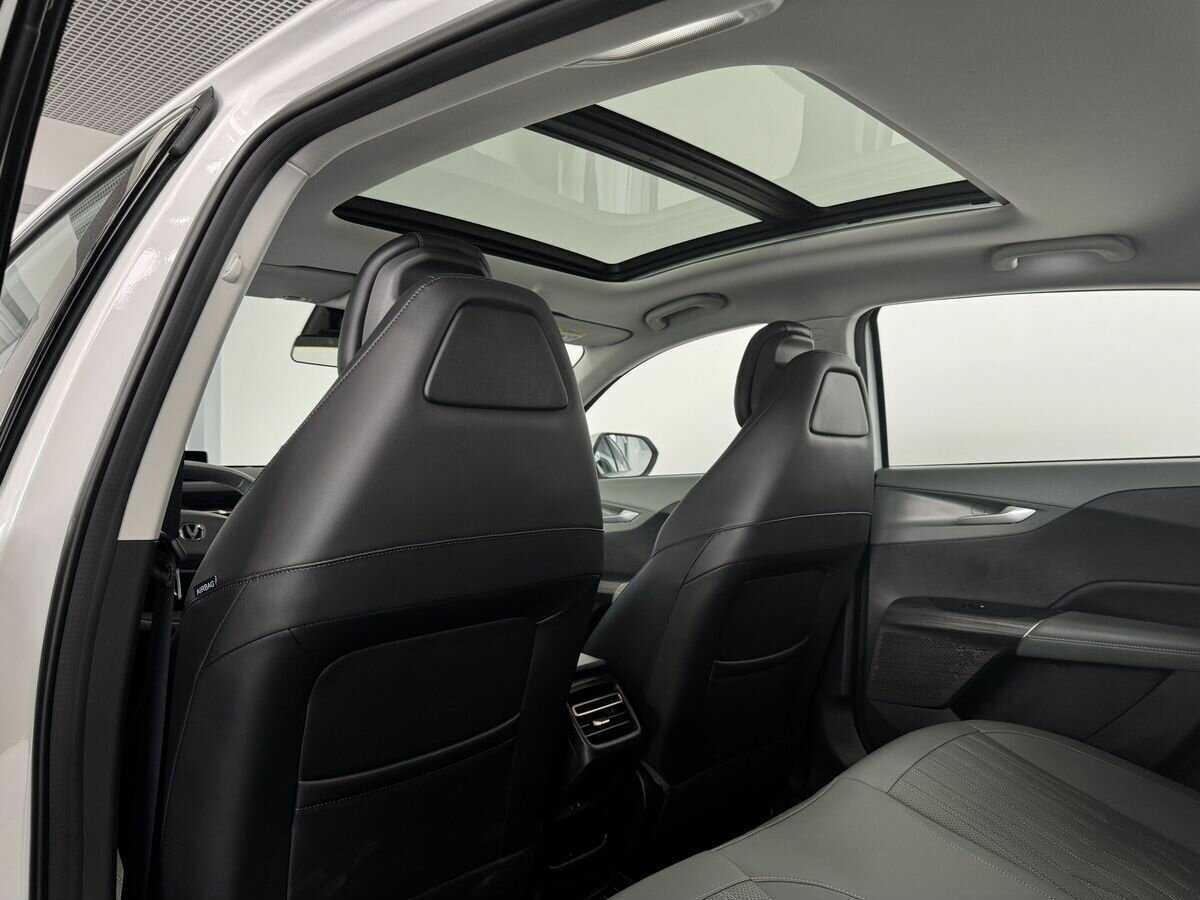 Changan Lamore 2023 года с пробегом. Фото: #24