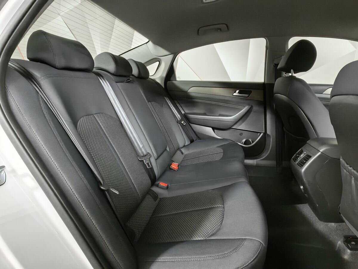 Hyundai Sonata 2018 года с пробегом. Фото: #11