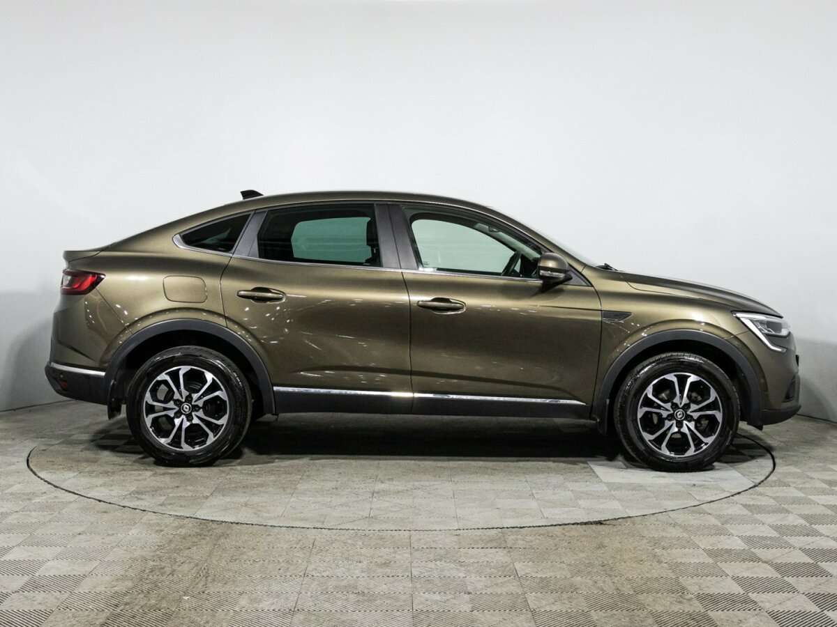 Renault Arkana 2021 года с пробегом. Фото: #3