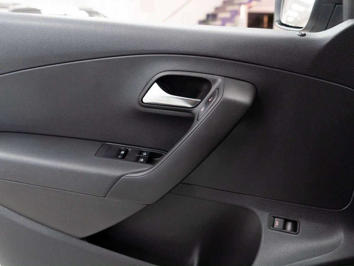 Volkswagen Polo 2017 года с пробегом. Фото: #13