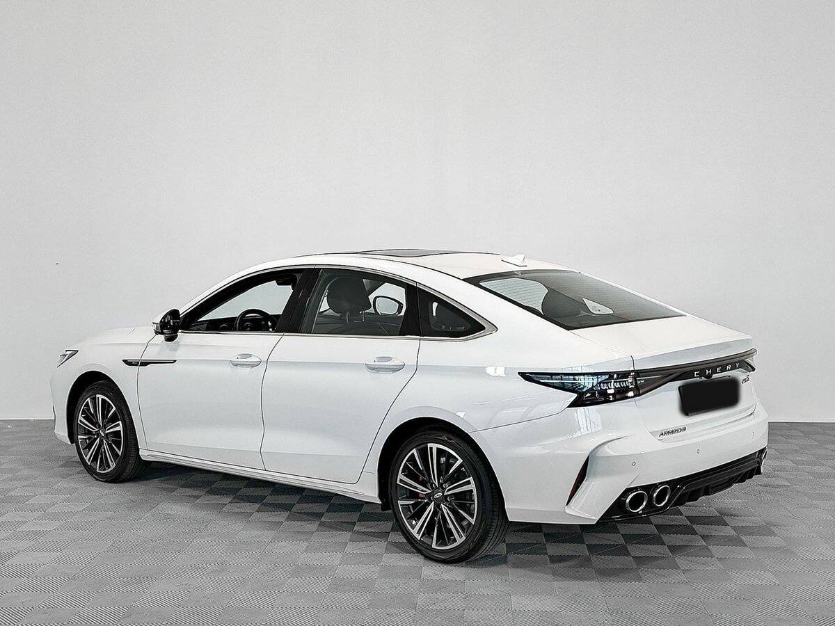 Chery Arrizo 8 2023 года с пробегом. Фото: #3