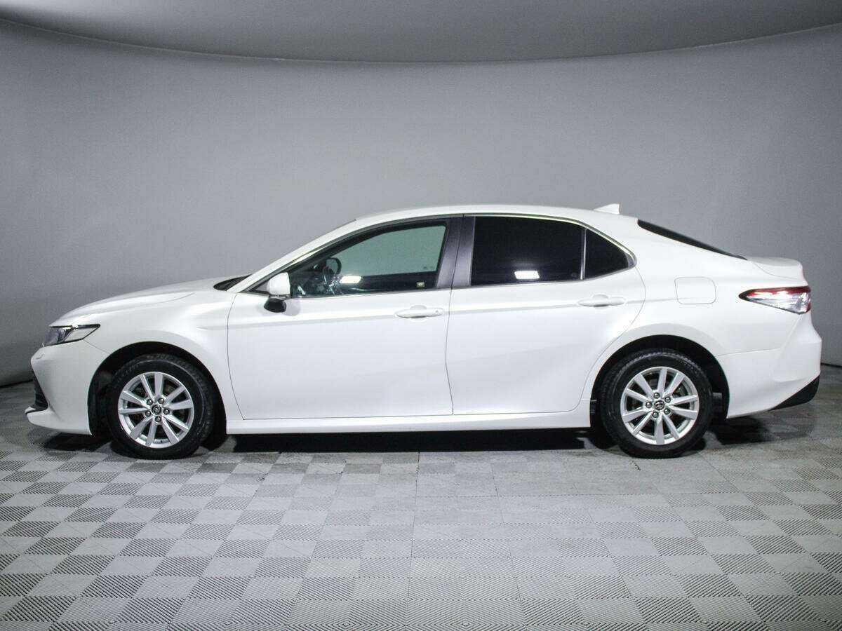 Toyota Camry 2020 года с пробегом. Фото: #7