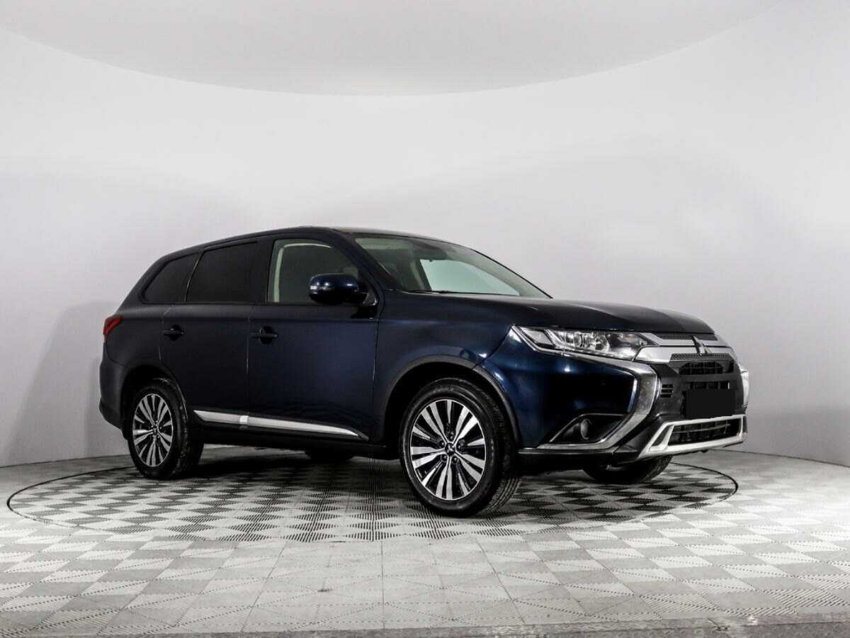 Mitsubishi Outlander 2018 года с пробегом. Фото: #2
