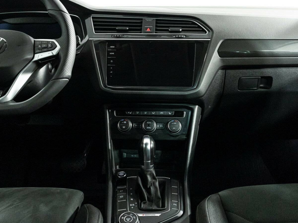 Volkswagen Tiguan 2018 года с пробегом. Фото: #13