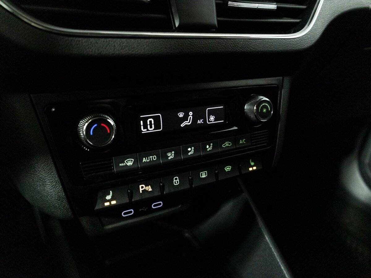 Skoda Rapid 2022 года с пробегом. Фото: #16