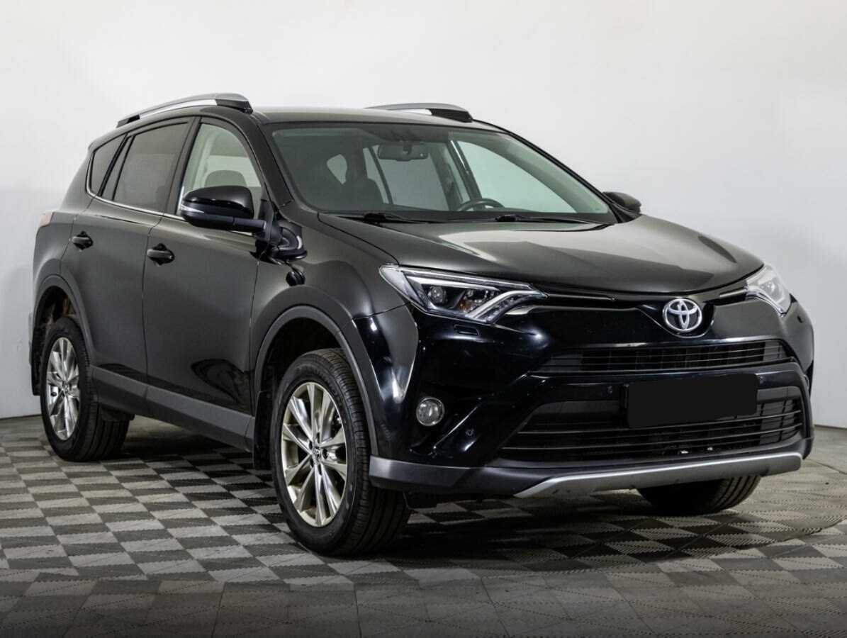 Toyota RAV4 2016 года с пробегом. Фото: #2