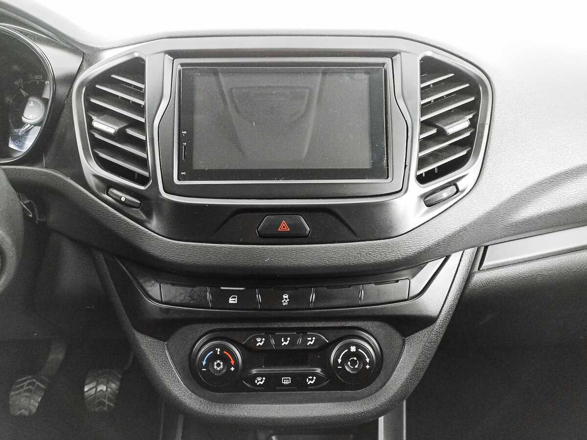 Lada (ВАЗ) Vesta 2017 года с пробегом. Фото: #12