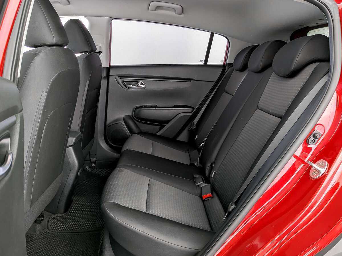 Kia Rio 2022 года с пробегом. Фото: #9