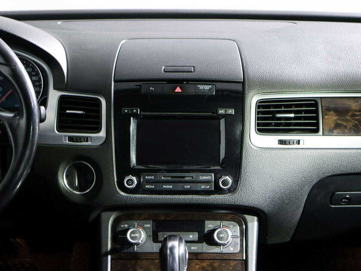 Volkswagen Touareg 2012 года с пробегом. Фото: #12