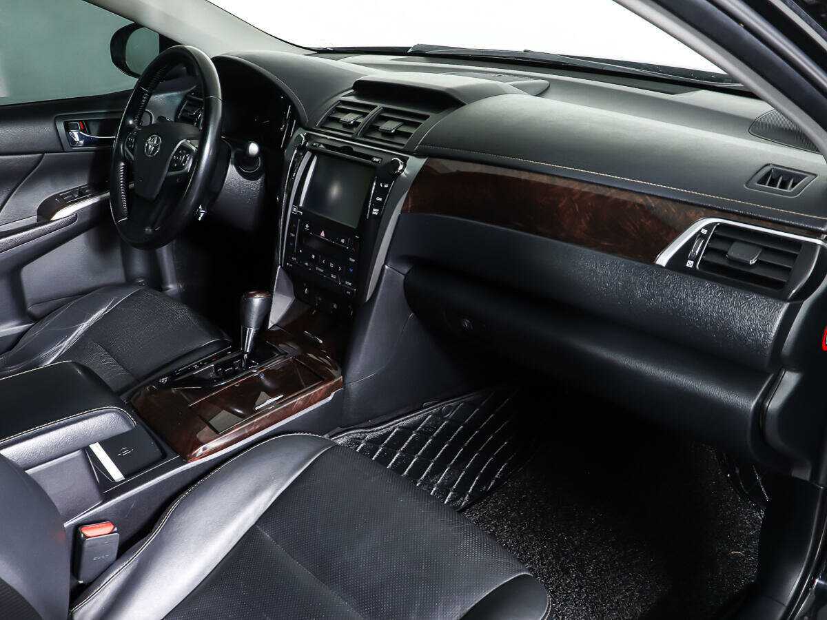 Toyota Camry 2015 года с пробегом. Фото: #7