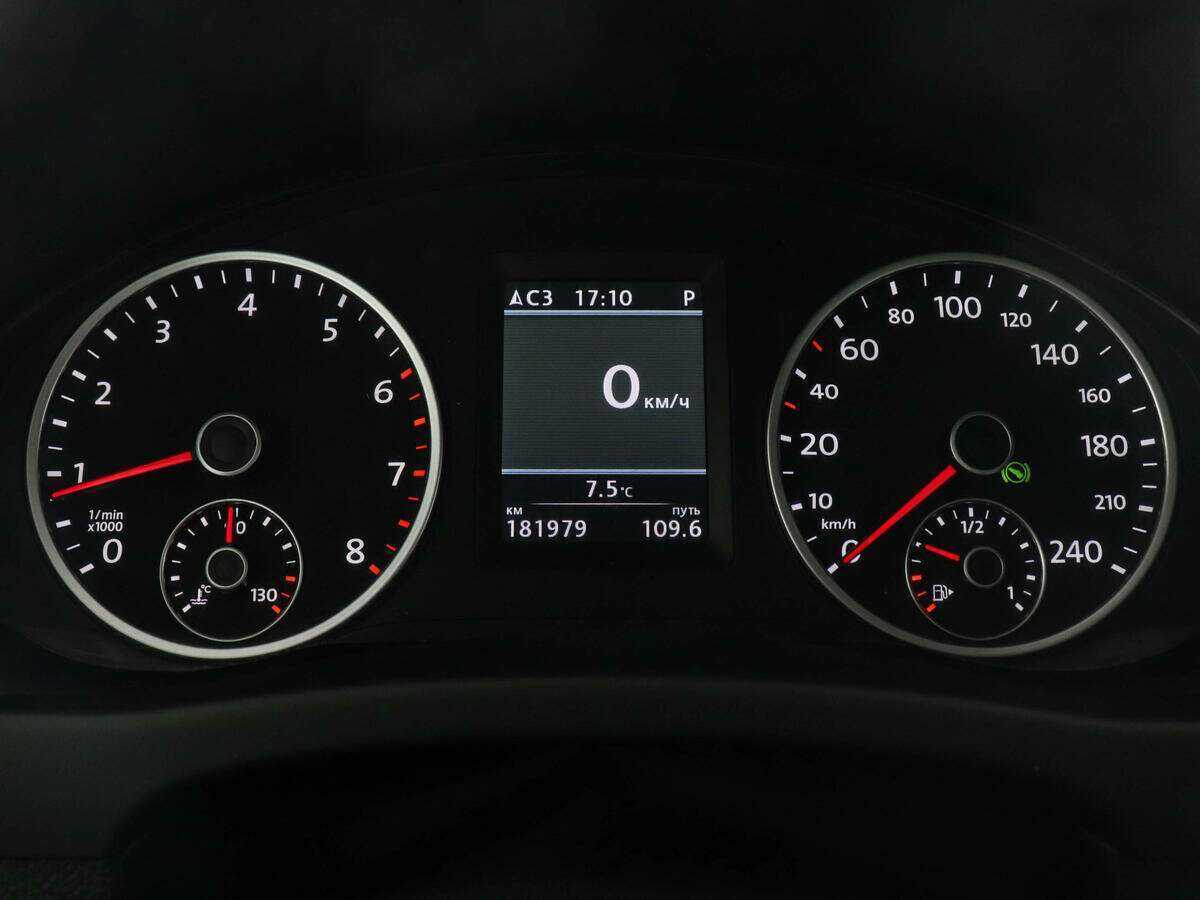 Volkswagen Tiguan 2012 года с пробегом. Фото: #6