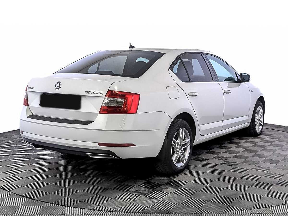 Skoda Octavia 2018 года с пробегом. Фото: #4