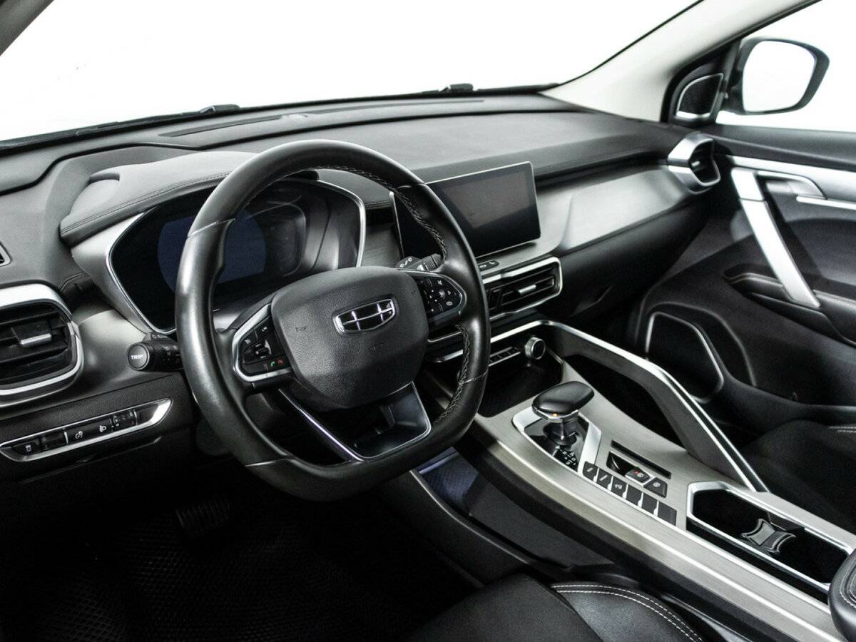 Geely Coolray 2022 года с пробегом. Фото: #10